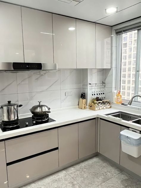 Korean Kitchen Ideas, Korean Kitchen Design, Kitchen Cabinet Design Modern, Small White Kitchen, Stylish Small Kitchen, Kitchen Cabinetry Design, Korean Kitchen, Latest Kitchen Designs, Simple Kitchen Design