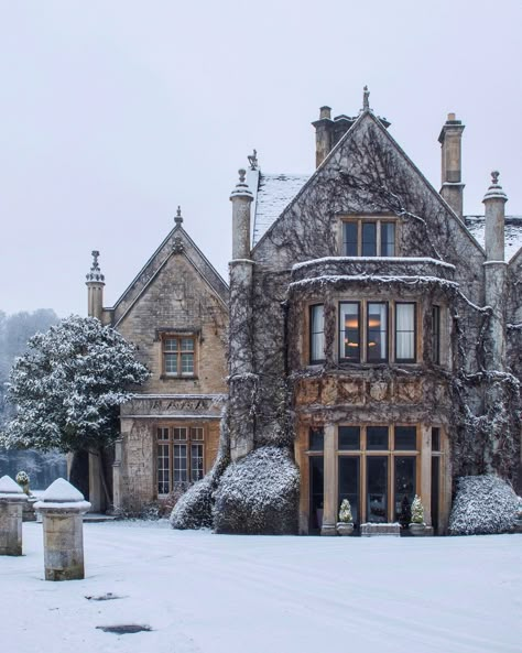 This week I’ll be sharing more from snowy Castle Combe - all the photos will be different from last year’s although some will be very… | Instagram Snowy Castle, England Castle, Is Something Wrong, Castle Combe, Stone Cottages, English Manor, Voyage Europe, Winter Scenery, English House