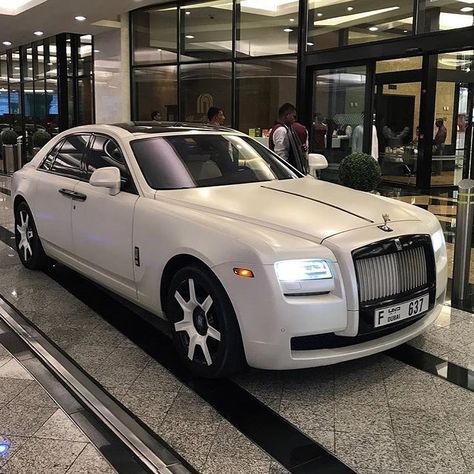 Rr Ghost, White Rolls Royce, White Rolls, Royce Car, Rich Cars, Luxury Cars Rolls Royce, New Luxury Cars, Lux Cars, Rolls Royce Phantom