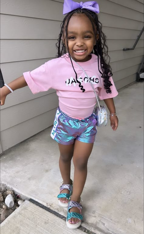 Pfps Tiktok, Black Toddler Girl, Toddler Fits, Daughter Hairstyles, Kids Outfits Daughters, Family Aesthetic, Mommy And Baby Pictures, Fly Fits, Black Toddler