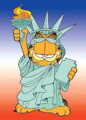 Liberty! Statue Of Liberty Cartoon, Garfield Things, Garfield Quotes, Garfield Pictures, Liberty Statue, Garfield Images, Garfield Cartoon, Garfield Cat, Garfield Comics