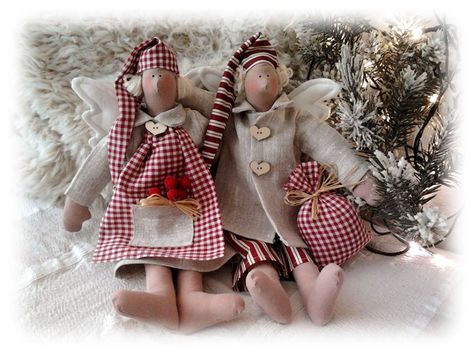 . Tilda Angel, Cloth Dolls, Craft Inspiration, Christmas Angels, Type 1, Christmas Time, Doll Clothes, Angel, Novelty Christmas