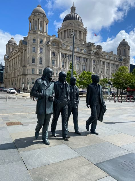 liverpool uk destinations itinerary tourism things to do day trip winter aesthetic the beatles Liverpool England Aesthetic, Liverpool City Aesthetic, Liverpool Aesthetic, Ireland Roadtrip, Road Trip Uk, Liverpool Town, Traveling Aesthetic, Ireland Road Trip, University Of Liverpool