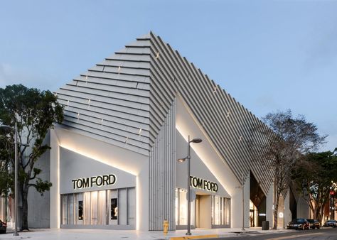 What to See and Do in the Miami Design District Tom Ford Store, Miami Design District, Concrete Facade, Interior Vintage, Design Blogs, Shop House Plans, Shop Window Design, Shop Front Design, Commercial Architecture