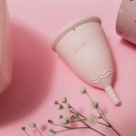 Environment Campaign, Zero Waste Aesthetic, Cup Aesthetic, Period Cup, Menstrual Cups, Pads Tampons, Menstrual Health, Menstrual Pads, Menstrual Cup