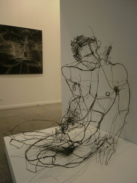 Drátěná Socha, Illusion Kunst, Stylo Art, Sculptures Céramiques, Wire Sculpture, Art And Illustration, Sculpture Installation, Figurative Sculpture, Land Art