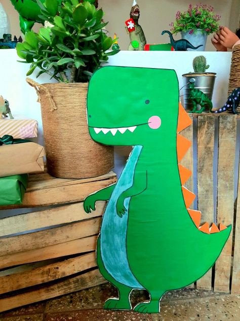 Diy Dinosaur Decor, Dinosaur Decorations, High School Activities, Dinosaur Decor, School Activities, High School, Birthday Party, Birthday