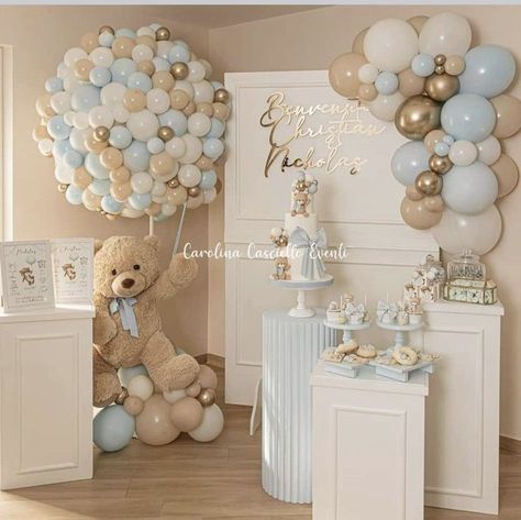 Baby Christening Decorations, Cute Birthday Photoshoot, Cute Birthday Photoshoot Ideas, Baby Shower Kuchen, Birthday Photoshoot Ideas, Baby Birthday Photoshoot, Baby Boy Decorations, Classy Baby Shower, Bear Baby Shower Theme