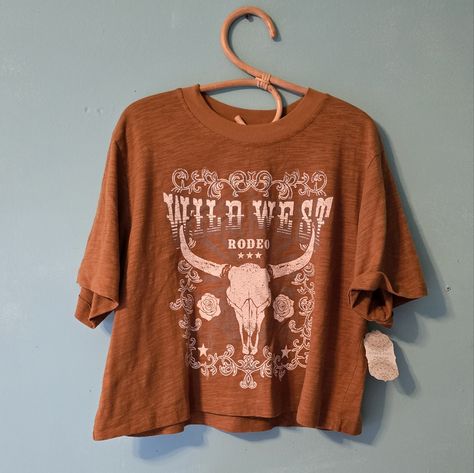 Nwt Altar'd State Wild West Rodeo Graphic T Shirt Sz L Hippie Witch Outfits, Western Tees, Witch Outfits, Western Brown, Western Tee, Witch Outfit, Brown Tshirt, Altard State, Altar'd State