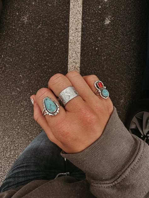 Unique Turquoise Rings, Vintage Western Rings, Tourquise Jewelry Western, Western Turquoise Rings, Western Rings Turquoise, Turquoise Ring Aesthetic, 2024 Ring Trends, Silver Jewelry Western, Big Turquoise Ring