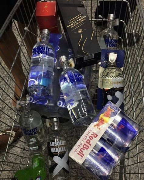 Crying Tears, Art Life, Kolkata, Shopping Cart, Slot Gacor, Liquor, Vodka, Tumblr