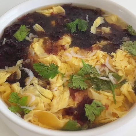 How To Make Seaweed Egg Drop Soup - Kitchen (Mis)Adventures Soup Starter, Egg Drop Soup, Egg Drop, Soup Kitchen, Saturated Fat, Main Meals, Serving Bowls, Side Dishes, Nutrition