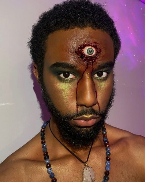 Third Eye Makeup, Simple Witch Makeup, Mens Halloween Makeup, Makeup Special Effects, Demon Makeup, Epic Costumes, Creepy Makeup, Creepy Eyes, Horror Make-up