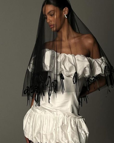 Cowboy Bride, Bridal Aesthetic, Black Bridal, Bridal Fashion Week, Wedding Veil, Bridal Fashion, Bridal Veil, Black Accents, Dream Wedding Dresses