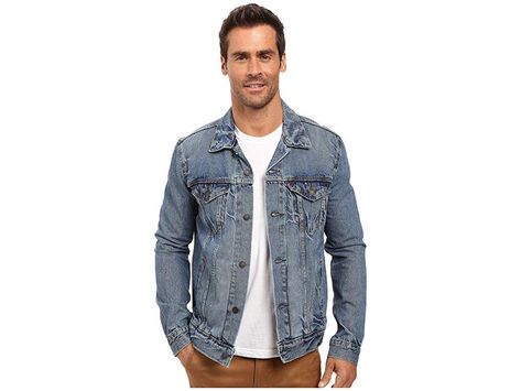 Levi's(r) Mens The Trucker Jacket (Spire) Men's Jacket. In a signature Levi's Trucker Jacket  you'll be hauling some serious style. Rigid denim or chambray  double-needle stitching  and shank-button hardware for a classic workwear look. Foldover collar. Shank-button closure. Button-flap chest pockets. Welt hand pockets. Button-through cuffs. Straight back yoke. Straight hem with button-tab detail at back. Signature logo flap a #Levi's(r)Mens #Apparel #Top #Jacket #Blue Trucker Jacket Men, Black Outfit Men, Boyfriend Outfit, Mens Fashion Rugged, Classy Men, Straight Back, Mens Winter Fashion, Mens Fashion Summer