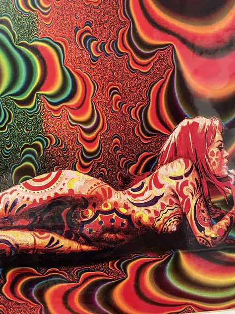 #trippy #trippyart #art #psychedelics #acidtrip #creativity Trippy Surreal Art, High Art Trippy, Psydelic Art Aesthetic, Art Mediums Ideas, Acid Trips Visuals, Funky Art Aesthetic, Escapism Aesthetic, Trippy Portrait, Trippy Painting Ideas Creative