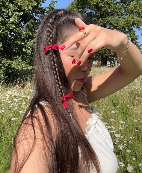 #sunset #sunkissed #red #aesthetic #pictures #hairstyles #bows #rings post on instagram by bethanylaw_ Red Ribbon Hairstyle Aesthetic, Hairstyles With Red Ribbon, Red Ribbon Hairstyles, Hair With Red Ribbon, Red Bow Hairstyle, Red Bow Aesthetic, Red Ribbon Hair, Hairstyles Bows, Cherry Core