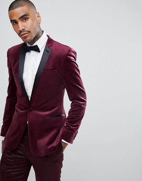 Burgundy Wedding Suit, Wine Tuxedo, Garden Party Attire, Maroon Tuxedo, Groom Trends, Fall Groom, Burgundy Velvet Blazer, Maroon Suit, Prom 2022