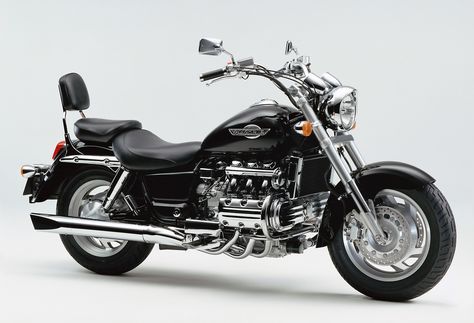 Honda Valkyrie, Star Motorcycles, Custom Chopper, Scooter Motorcycle, Beautiful Bike, Touring Bike, Vintage Motorcycle, Custom Motorcycles, Custom Bikes