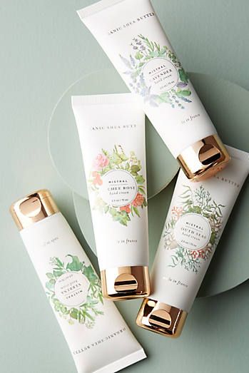 Cosmetic Packaging Design, Skincare Packaging, Skin Care Packaging, Fotografi Vintage, Cosmetic Design, Blogger Design, Packaging Labels Design, Candle Labels, Cosmetic Skin Care