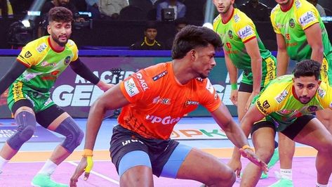 PKL 11: U Mumba Edge Out Patna Pirates, Telugu Titans Pip Tamil Thalaivas - News18 Last Updated:November 07, 2024, 00:00 IST The side form Mumbai posted a 42-40 triumph over the Pirates to clinch a thriller before the home side at Hyderabad, the Titans, registered a 35-34 triumph. PKL 11: U Mumba beat Patna Pirates. (X) Ajit Chavan was in prime form for the U Mumba as he led his team to a thrilling 42-40 victory over the Patna Pirates in a Pro Kabaddi League match on Wednesday.... https://ta... Tamil Thalaivas, Pro Kabaddi League, The Titans, The Pirates, Hyderabad, Mumbai, Victorious