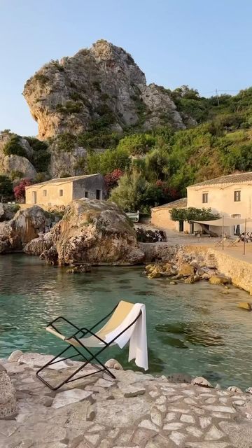 Saulte Magazine on Instagram: "A quiet life is always a nice life ✨🌊🌿 . . @emilyvenz . . . . #saultemag" Italy Street, Italian Village, Italy Aesthetic, Hidden Beach, Sicily Italy, Summer Memories, Italian Summer, European Summer, Best Cities