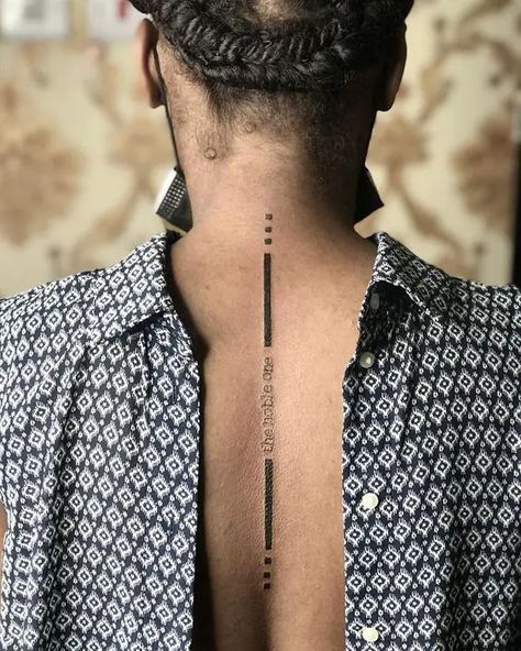 2024 Men's Spine Tattoos: 15 Unique Ideas and Designs - mens-club.online Tattoo Spine Mens, Men Spine Tattoo Ideas, Men Back Tattoos Spine, Back Tattoo Men Spine, 2024 Tattoo Trends, Male Spine Tattoos, Spine Tattoos For Guys, Spinal Tattoo For Men, Spine Tattoos Men