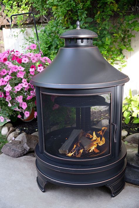 Chimnea Outdoor, Outdoor Heaters Patio, Backyard Garden Landscaping, Kid Friendly Backyard, Roast Marshmallows, Covered Backyard, Garden Landscaping Ideas, Portable Fireplace, Patio Design Ideas