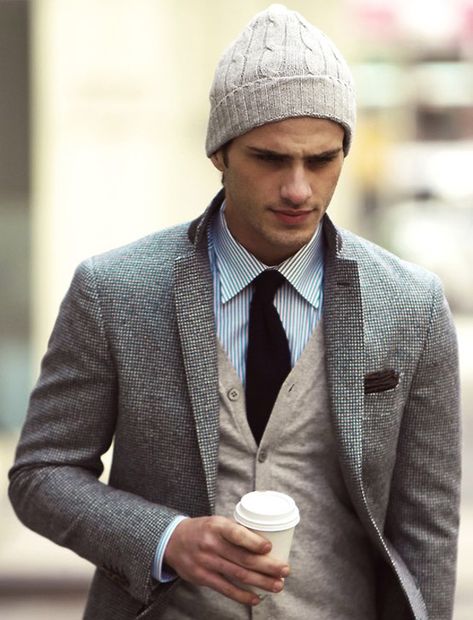 The beanie is not that typical headwear choice for men, at least when combined with a tie and dress shirt. Description from smokingpopes.net. I searched for this on bing.com/images Cardigan Under Blazer, Waistcoat Outfits, Gentleman's Gazette, Gentleman Mode, Collar Cardigan, Sharp Dressed Man, Outfits Men, Lightweight Cardigan, Street Style Inspiration