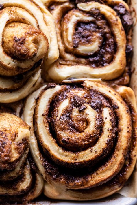 Brown Butter Iced Mocha Cinnamon Rolls | halfbakedharvest.com Cornmeal Brown Butter Cinnamon Rolls, Mocha Cinnamon Rolls, Espresso Icing, Brunch Danish, Cinnamon Rolls Bread, Breakfast For One, Half Baked Harvest Recipes, Nice Buns, Breakfast Bakes