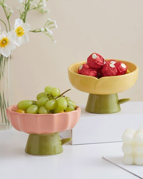 Organize your kitchen counter while displaying your fruits and snacks with these Flower Bud Ceramic Fruit Bowls. art hoe aesthetic. art hoe room decor. art hoe room inspo #toa #toashop #aestheticclock #clocks #arthoeaesthetic Bowls Aesthetic, Fruit Rack, Fruit Bowl Display, Glass Antiques, Ceramic Fruit Bowl, Ceramic Fruit, Fruit Holder, Iron Plate, Organize Your Kitchen