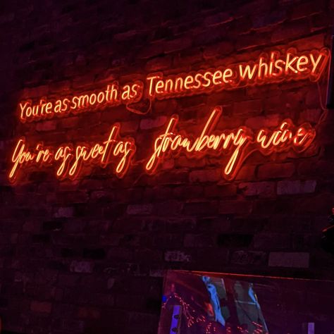 Country Song Aesthetic, Spotify Playlist Covers Aesthetic Country, Tenesse Girl Aesthetic, Red Cowboy Aesthetic, Tennessee Aesthetic Country, Red Country Aesthetic, Red Western Aesthetic, Red Cowgirl Aesthetic, Country Aesthetic Playlist Cover