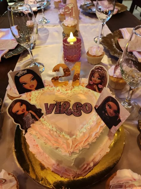 Bratz Themed Birthday Party Decorations, Brats Birthday Party Ideas, Bratz 21st Birthday, Bratz Cake Ideas, Bratz Party Theme, Bratz Party Decorations, Bratz Themed Birthday Party, Bratz Birthday Party, Bratz Birthday Cake