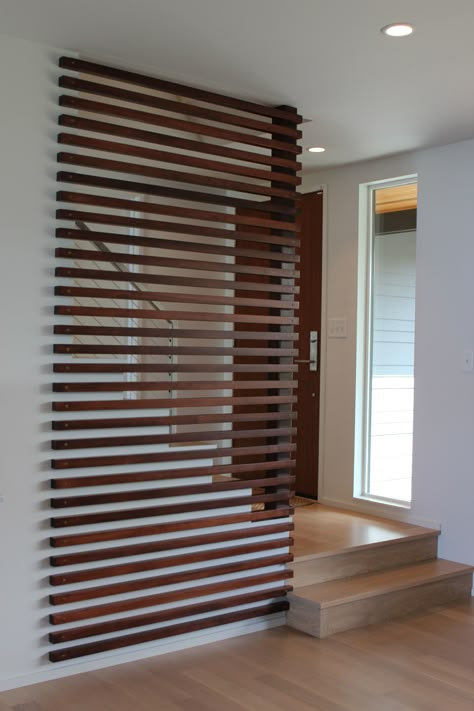 Stair Divider Wall, Stairway Wall Design, Room Deviders, Stair Design, Stairs Design Interior, Staircase Makeover, Basement House, House Extension Design, Home Stairs Design