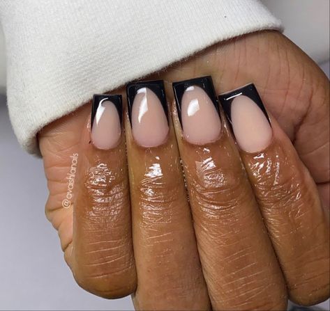 Black Square Nail Ideas, Black Fresh Tip Nails, Black French Tip Nails And Toes, Short Black Frenchies, Black Short French Tip Nails, Black French Tip Toes, Short Black French Tip, Short Black French Tip Nails, Gel Nails Shape