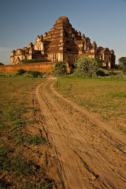 Burma (Myanmar) Naypyidaw, Bagan Myanmar, Cultural Tourism, Temple India, Myanmar Travel, Inle Lake, Adventure Tourism, Burma Myanmar, Yangon