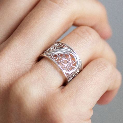 silver filigree single links ring by arabel lebrusan ... Silver Filigree Ring, Silver Filigree Jewelry, Filigrana Jewelry, Filigree Jewellery, Ethical Wedding Rings, Rings Matching, Engagement Ring Sets, Ethical Engagement Ring, Commitment Rings