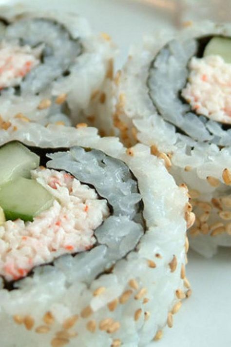 California Crab Rolls (Sushi) California Roll Recipes, Meal Prep Ideas Breakfast, Crab Sushi, California Roll Sushi, Crab Rolls, Crab Stick, Moms Recipes, California Roll, Seafood Appetizers