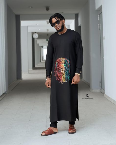 Guys Native Outfit, Guys Native Styles, Sentor Wears For Men 2023, Kaftan Dress For Men, Men Senator Wears, African Men Fashion Senator, Male Native Wears, Latest Men Senator Designs, Igbo Attire