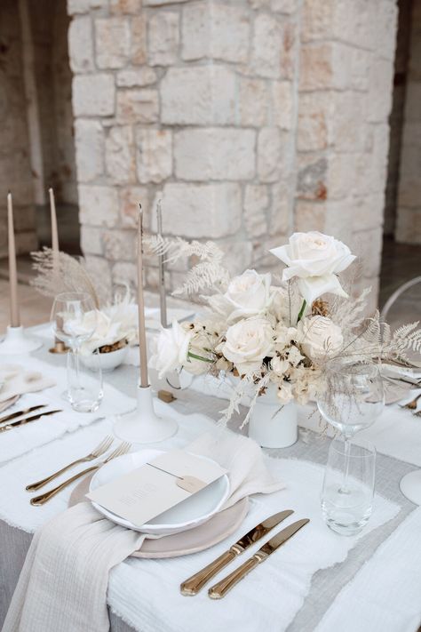 White And Taupe Wedding Flowers, Neutral Table Setting Wedding, Modern Minimalist Wedding Decor, Neutral Tone Wedding, Neutral Wedding Decor, Puglia Wedding, Romantic Italy, Italian Wedding Venues, White Candle Holders