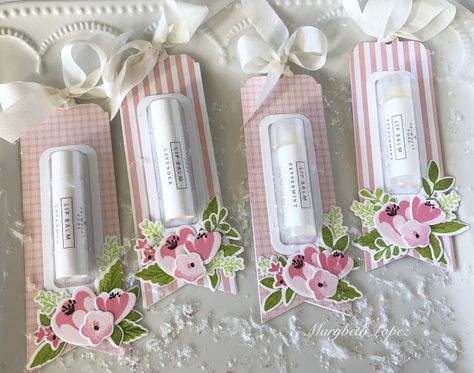 Lip Balm Box Packaging, Lip Balm Gift Tag, Lip Balm Packaging Ideas, Balm Packaging, Lip Balm Packaging, Lip Balm Favors, Peppermint Lip Balm, Lip Balm Gift, Eos Lip Balm