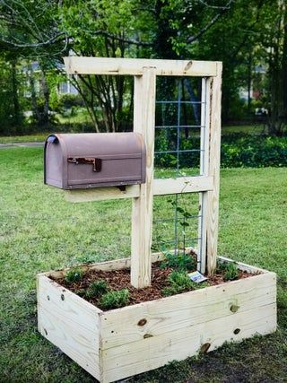 Diy Mailbox Post, Mailbox Post Ideas, Diy Mailbox Ideas, Country Mailbox, Mailbox Diy, Mailbox Sign, Mail Box Ideas, Brick Mailbox, Hygge House