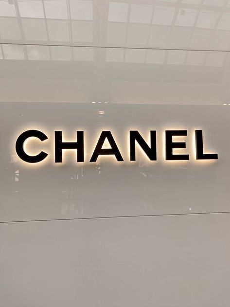 Name Board Design, Free Android Wallpaper, Flower Shop Interiors, Chanel Poster, Chanel Wallpaper, Chanel Aesthetic, Moda Chanel, Aesthetic Clinic, Beige Wallpaper