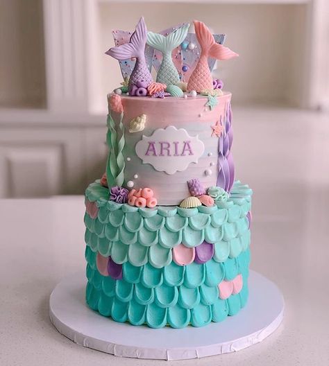 Buttercream Mermaid Cake, Toddler Birthday Cakes, Little Mermaid Cakes, Mermaid Theme Birthday Party, Mermaid Birthday Cakes, Ariel Birthday, Birthday Party Snacks, 4th Birthday Cakes, Sea Cakes