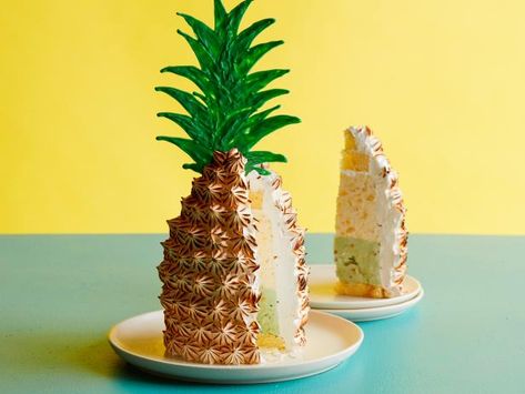 Baked Hawaii Hawaiian Ice Cream, Ice Cream Sorbet, Pineapple Ice Cream, Pistachio Gelato, Roasted Pineapple, Baked Alaska, Creamed Honey, No Churn Ice Cream, Soup Containers