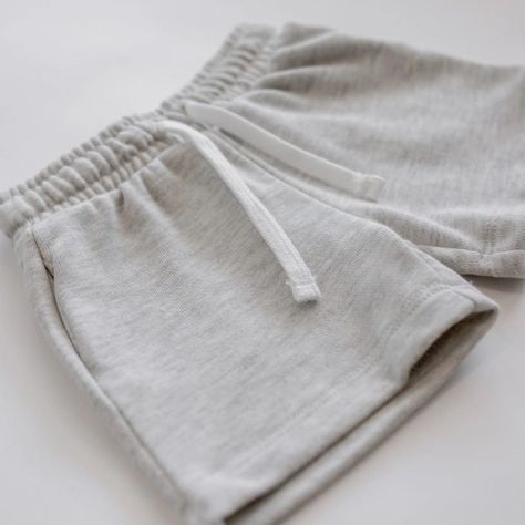 Keep your little one cool and stylish with our Everyday Sweat Shorts! Whether you choose 100% cotton oatmeal or a blend of cotton and polyester heathered grey, these shorts are perfect for a casual outfit aesthetic. All sale items are final sale. Sweat Shorts Outfit Aesthetic, Sweat Shorts Outfit, Casual Outfit Aesthetic, Shorts Collection, Shorts Outfit, Kids Ideas, Baby Shorts, Outfit Aesthetic, Sweat Shorts