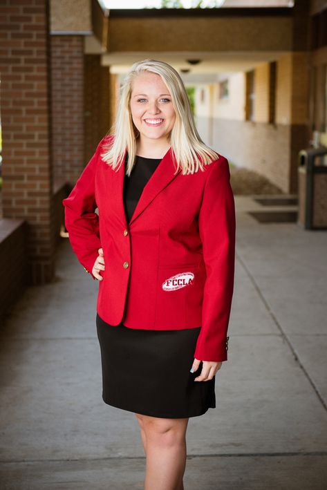 Doesn't Grace look so official in her FCCLA jacket?    #lauriekeenphotography #lauriekeenseniors #highschoolseniors #kyphotographer #owensborophotographer #bowlinggreenphotographer #westernkentuckyphotographer #kentuckyphotographer #butlercounty #seniorpics #seniorportraits #seniorphotos #senioryear #classof2020 #highschool #seniorignite #senioryearmagazine #thevibrantsenior #seniorimuse #seniorphotography #seniorphotographer #seniorsunday #beyou #beconfident #beyoutiful Fccla Senior Pictures, Butler County, Senior Year, High School Seniors, Senior Photographers, Red Jacket, Senior Photography, Senior Photos, Senior Portraits