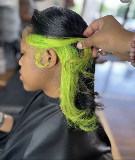 Green Skunk Stripe Hair Black Women, Lime Green Skunk Stripe Hair, Bob With Skunk Stripe, Skunk Streak Hair Black Women, Grey Skunk Stripe Hair, Green Skunk Stripe Hair, Purple Skunk Stripe Hair, Blue Skunk Stripe Hair, Skunk Patch Hair