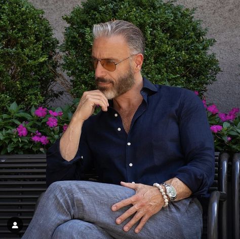 Christopher Korey, Grey Hair Men, Men's Wear, Hair And Beard Styles, Beard Styles, Grey Hair, Men Fashion, Mens Hairstyles, Gentleman