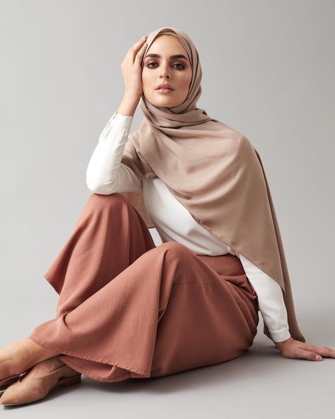 INAYAH | NEW ARRIVALS Mocha Palazzo Pants White Classic Top Washed Sand Light Rayon Hijab www.inayah.co Pijamas Women, Hijab Trends, Hijab Outfits, Hijabi Style, Style Hijab, Hijab Styles, Muslim Outfits, Hijab Chic, Hijabi Outfits